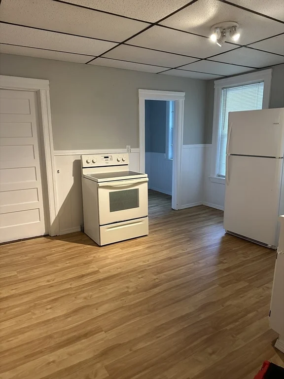 3 bed, 1 bath apartment for rent at 2 Montague Unit 3, Worcester — photo 5 of 9