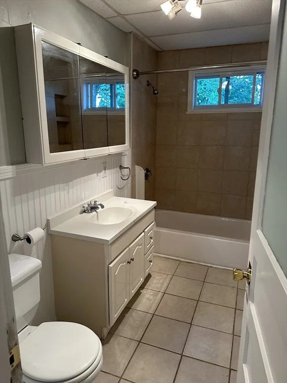 3 bed, 1 bath apartment for rent at 2 Montague Unit 3, Worcester — photo 9 of 9