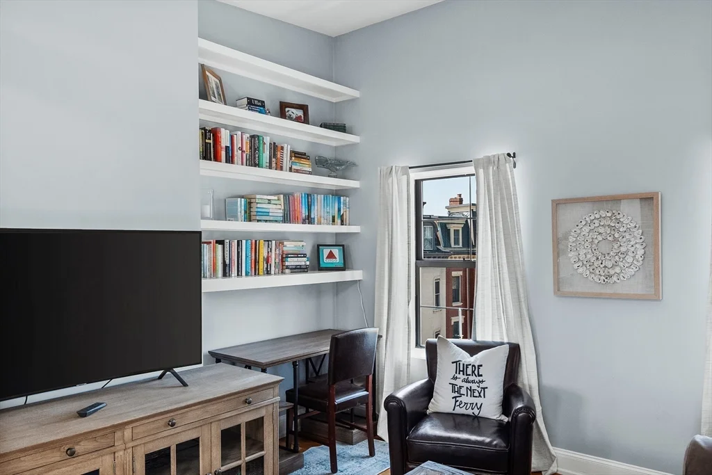 1 bed, 1 bath apartment for rent at 2 Monument Sq Unit 5, Charlestown — photo 10 of 26