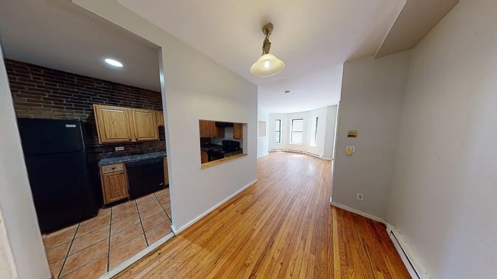 3 bed, 2 bath apartment for rent at 2 Moreland St Unit 1, Roxbury — photo 3 of 25