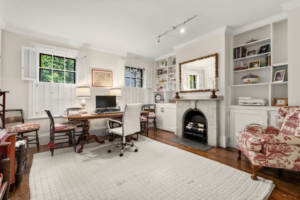 3 bed, 3 bath apartment for rent at 2 Mount Vernon Sq, Beacon Hill — photo 14 of 27