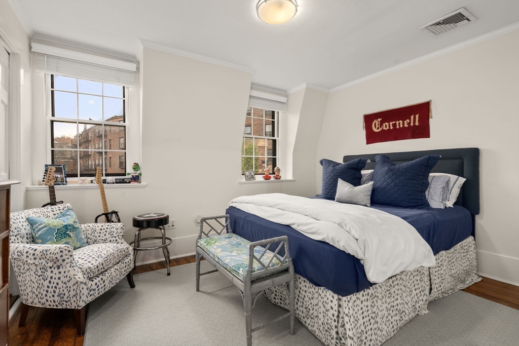 3 bed, 3 bath apartment for rent at 2 Mount Vernon Sq, Beacon Hill — photo 19 of 27