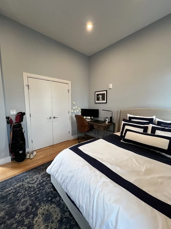 4 bed, 2 bath apartment for rent at 2 Mount Vernon St Unit 3, Dorchester — photo 13 of 21
