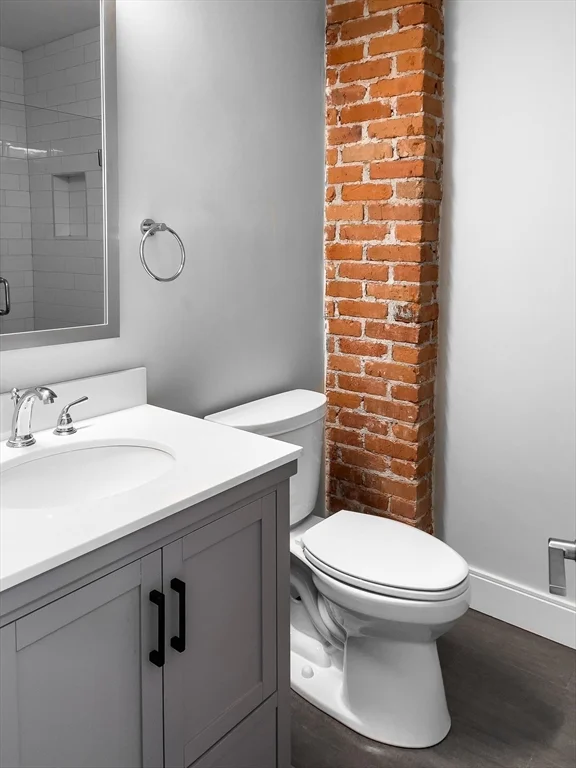 4 bed, 2 bath apartment for rent at 2 Mount Vernon St Unit 3, Dorchester — photo 10 of 21