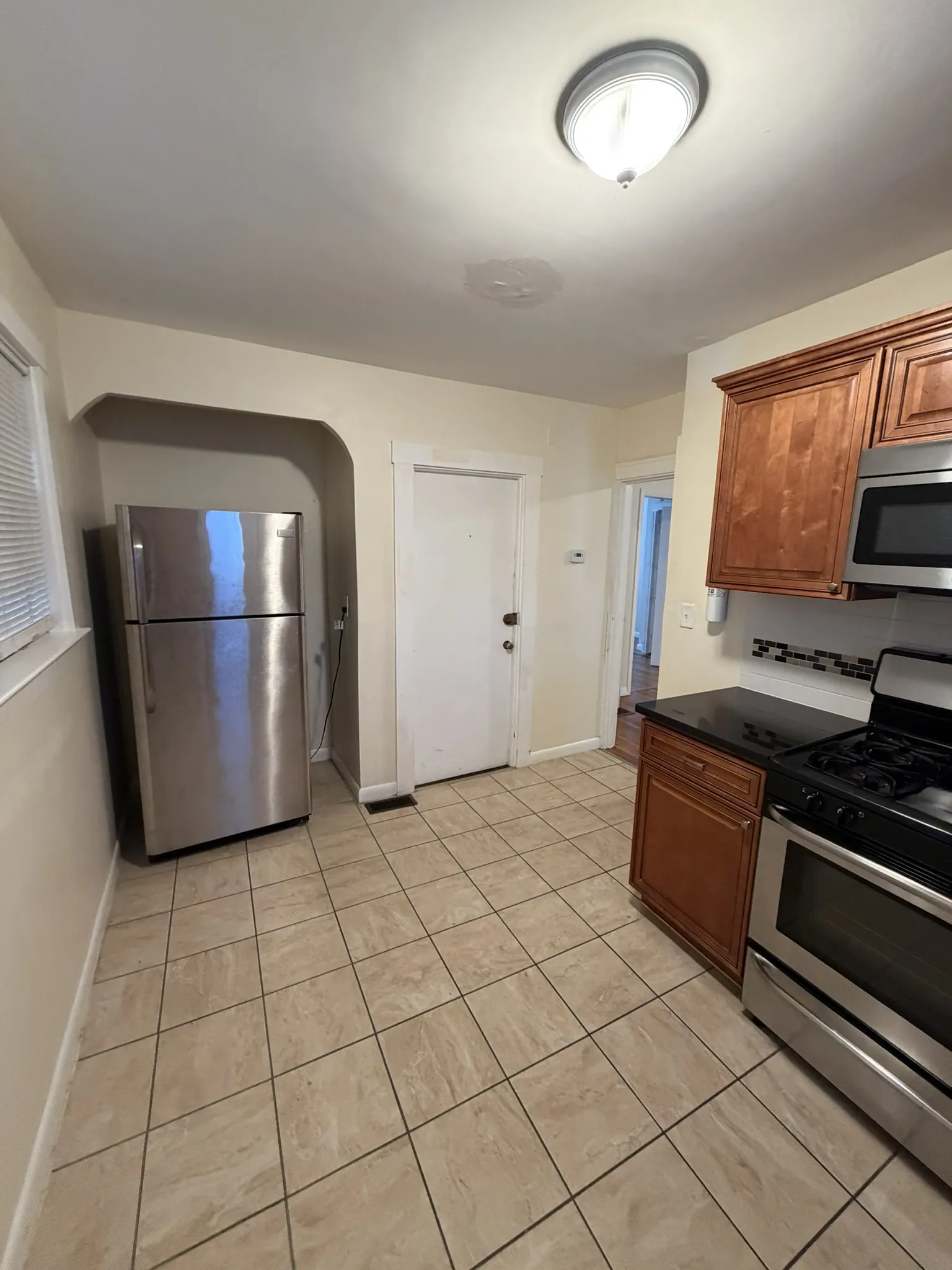 1 bed, 1 bath apartment for rent at 2 Norfolk Ter Unit 2, The Port — photo 2 of 6