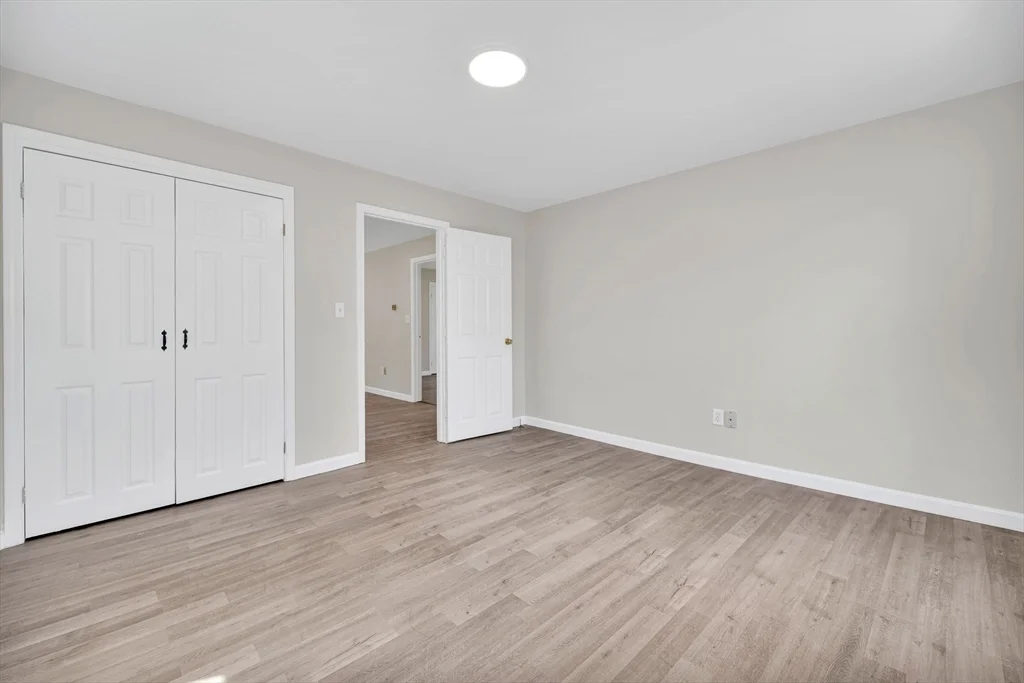 2 bed, 1 bath apartment for rent at 2 North St Unit 1, Haverhill — photo 11 of 17