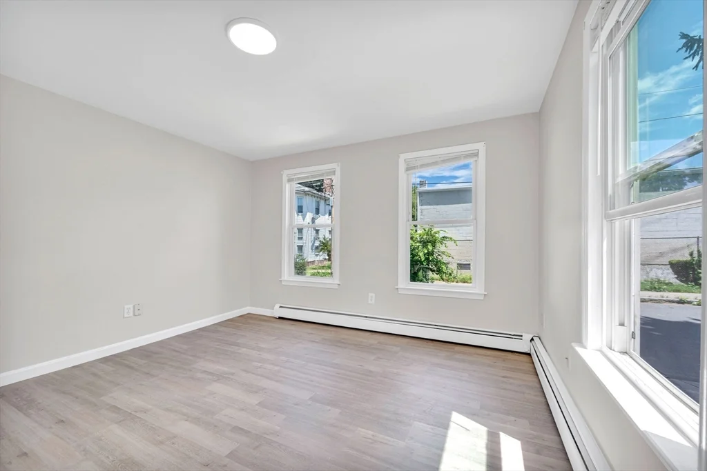2 bed, 1 bath apartment for rent at 2 North St Unit 1, Haverhill — photo 10 of 17
