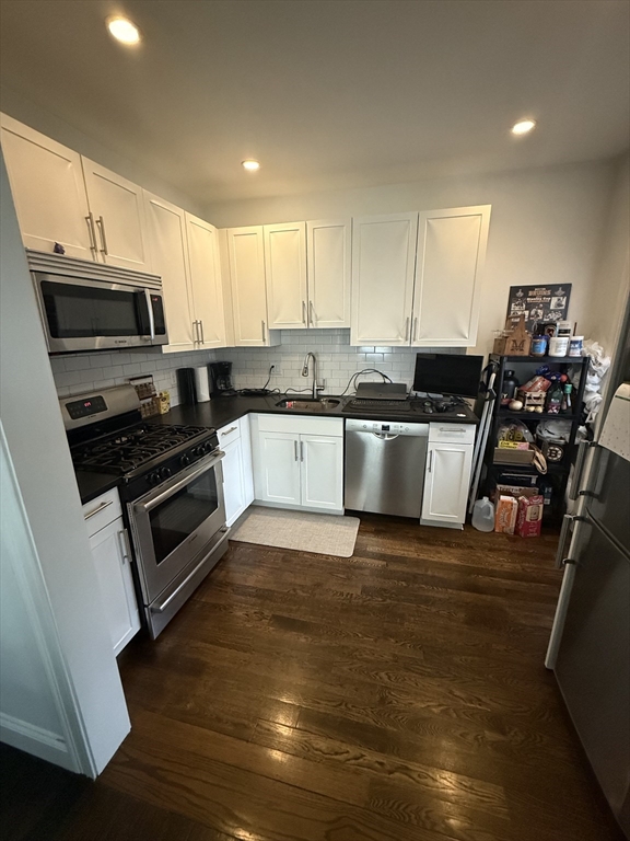 1 bed, 1 bath apartment for rent at 2 O Street Pl Unit 1, South Boston