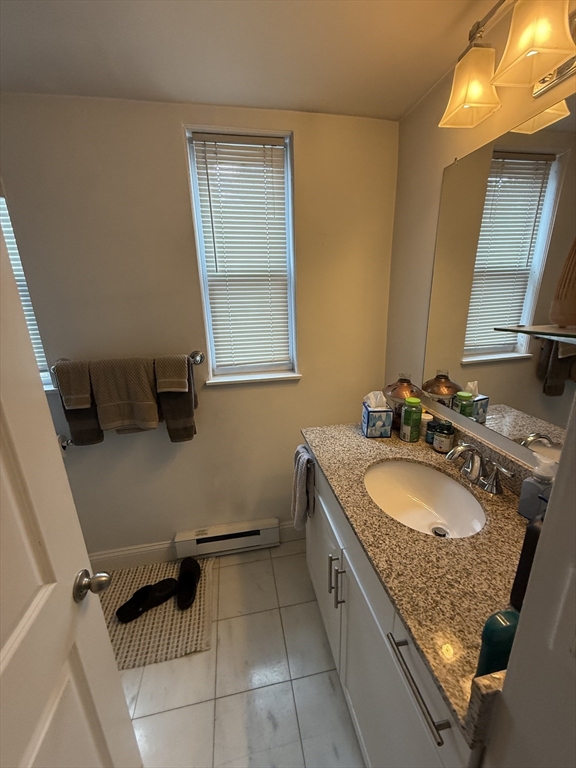 1 bed, 1 bath apartment for rent at 2 O Street Pl Unit 1, South Boston — photo 3 of 10