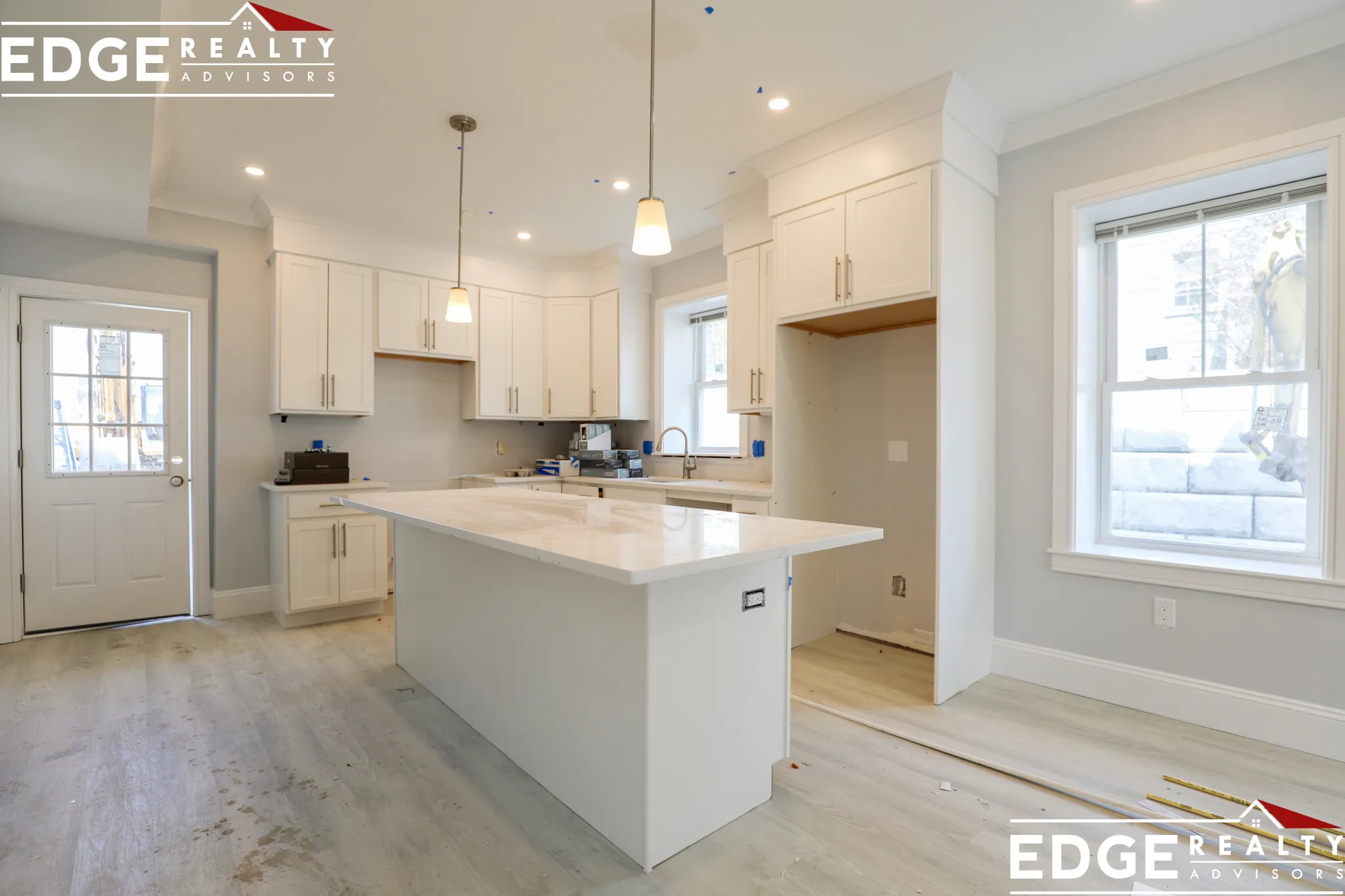 4 bed, 3.5 bath apartment for rent at 2 Oakland St Unit 4, Brighton
