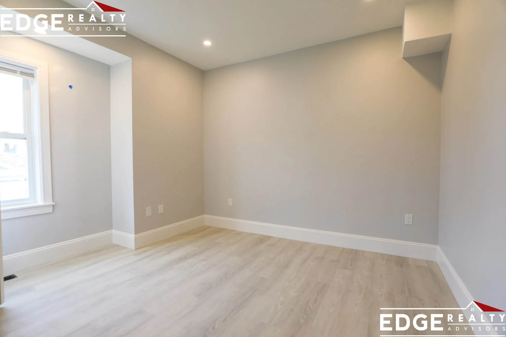 4 bed, 3.5 bath apartment for rent at 2 Oakland St Unit 4, Brighton — photo 4 of 9
