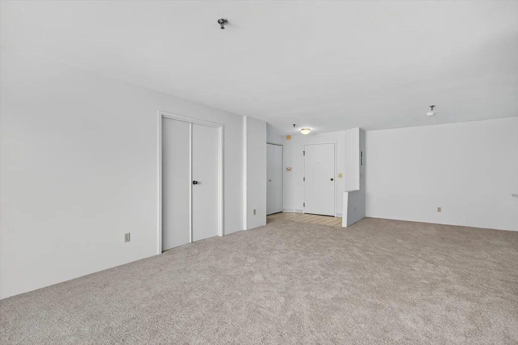2 bed, 2 bath apartment for rent at 2 Ocean Ave Unit 514, Revere — photo 18 of 27