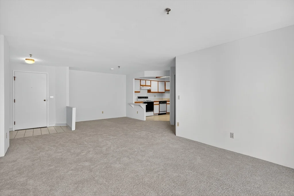 2 bed, 2 bath apartment for rent at 2 Ocean Ave Unit 514, Revere — photo 17 of 27