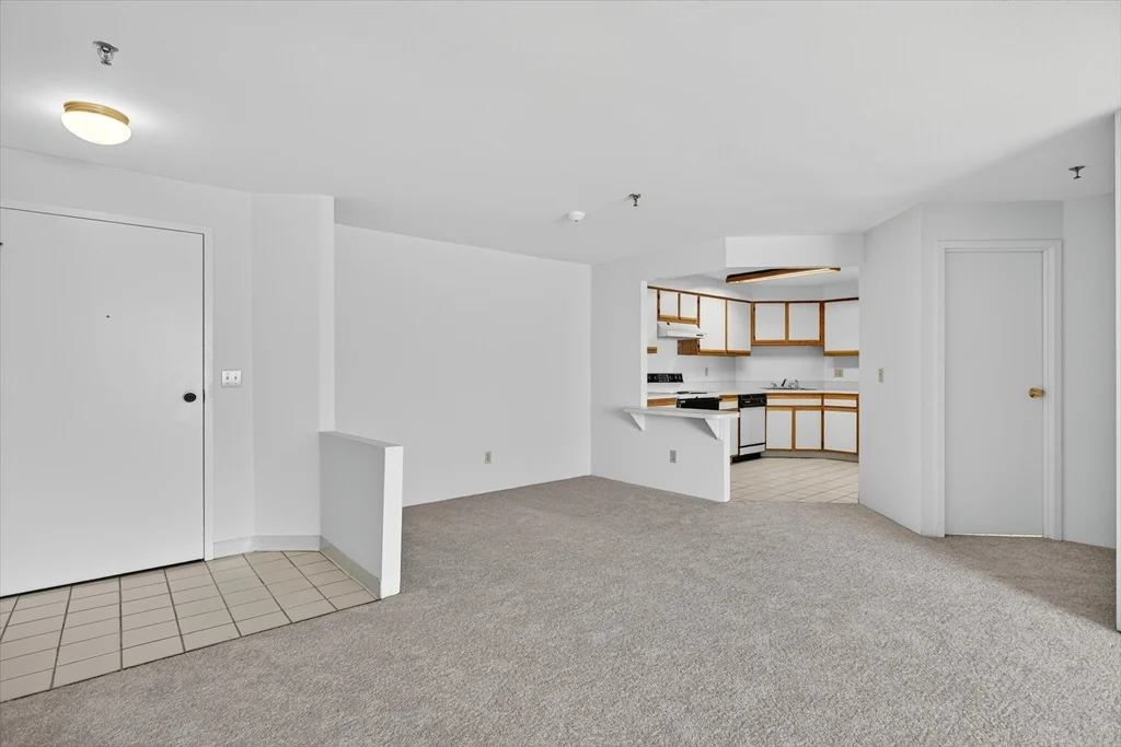 2 bed, 2 bath apartment for rent at 2 Ocean Ave Unit 514, Revere — photo 16 of 27