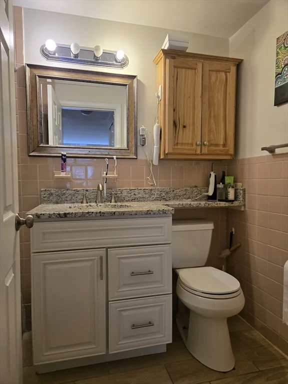 1 bed, 1 bath apartment for rent at 2 Old Colony Ln Unit 8, Arlington — photo 6 of 13