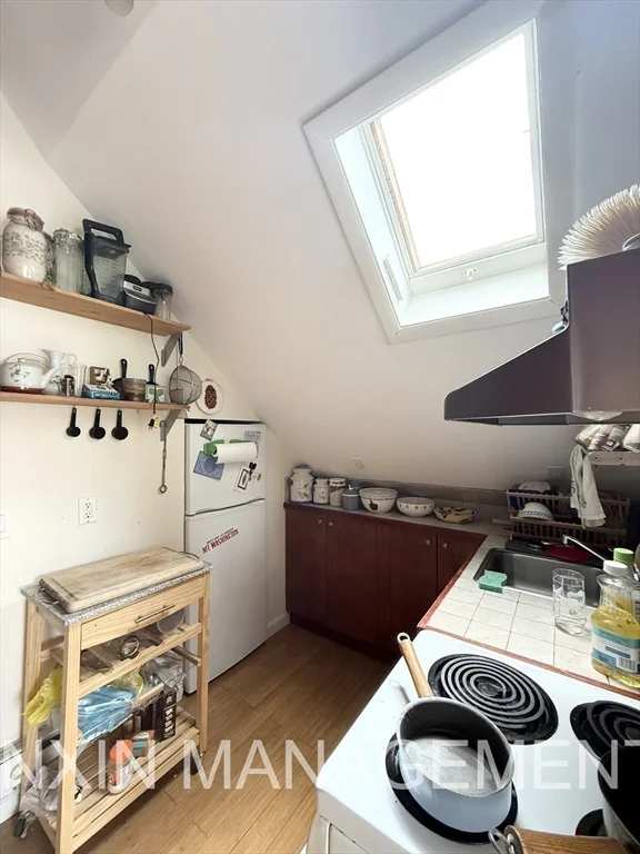 Studio bed, 1 bath apartment for rent at 2 Orchard St Unit 3, Porter Square — photo 4 of 10