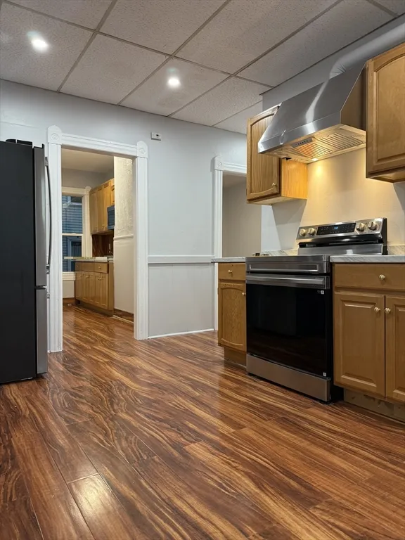 3 bed, 1 bath apartment for rent at 2 Orne St Unit 2, Worcester — photo 3 of 10