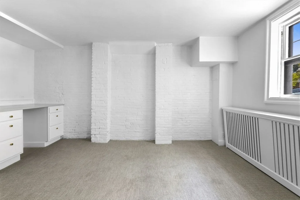 3 bed, 3 bath apartment for rent at 2 Otis Pl Unit 1, Beacon Hill — photo 20 of 24
