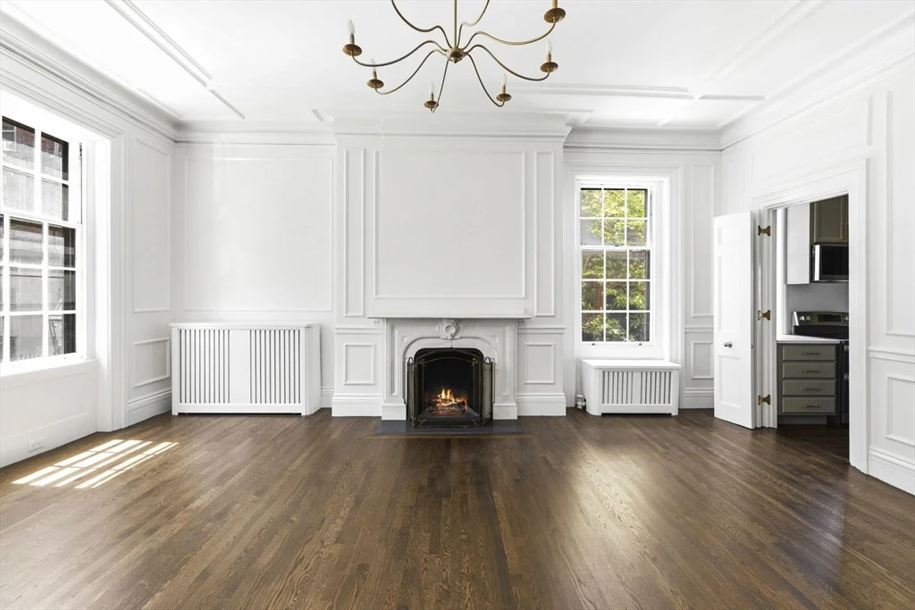 3 bed, 3 bath apartment for rent at 2 Otis Pl Unit 1, Beacon Hill — photo 3 of 24