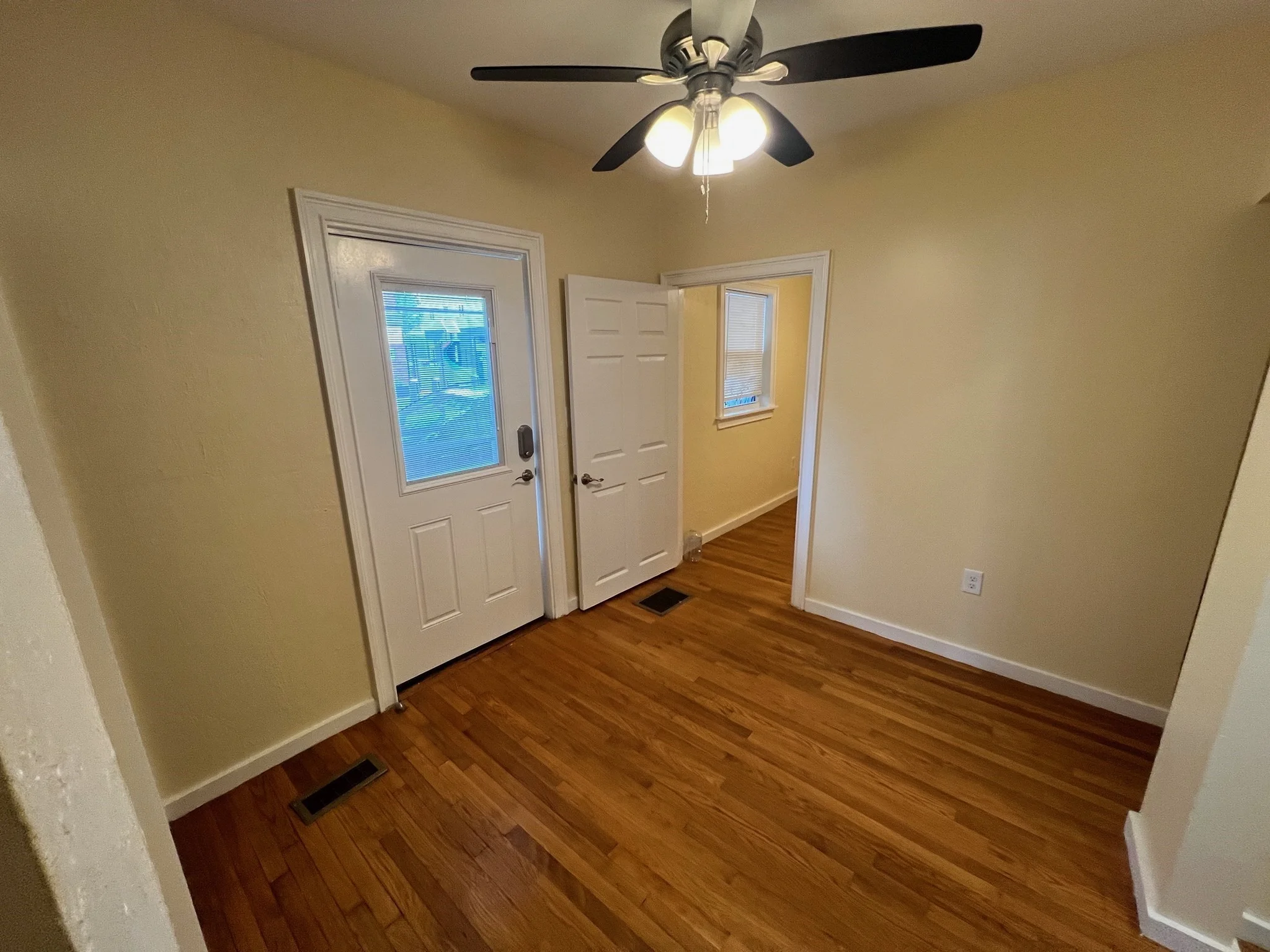 1 bed, 1 bath apartment for rent at 2 Otis St Unit 0, East Somerville — photo 4 of 19