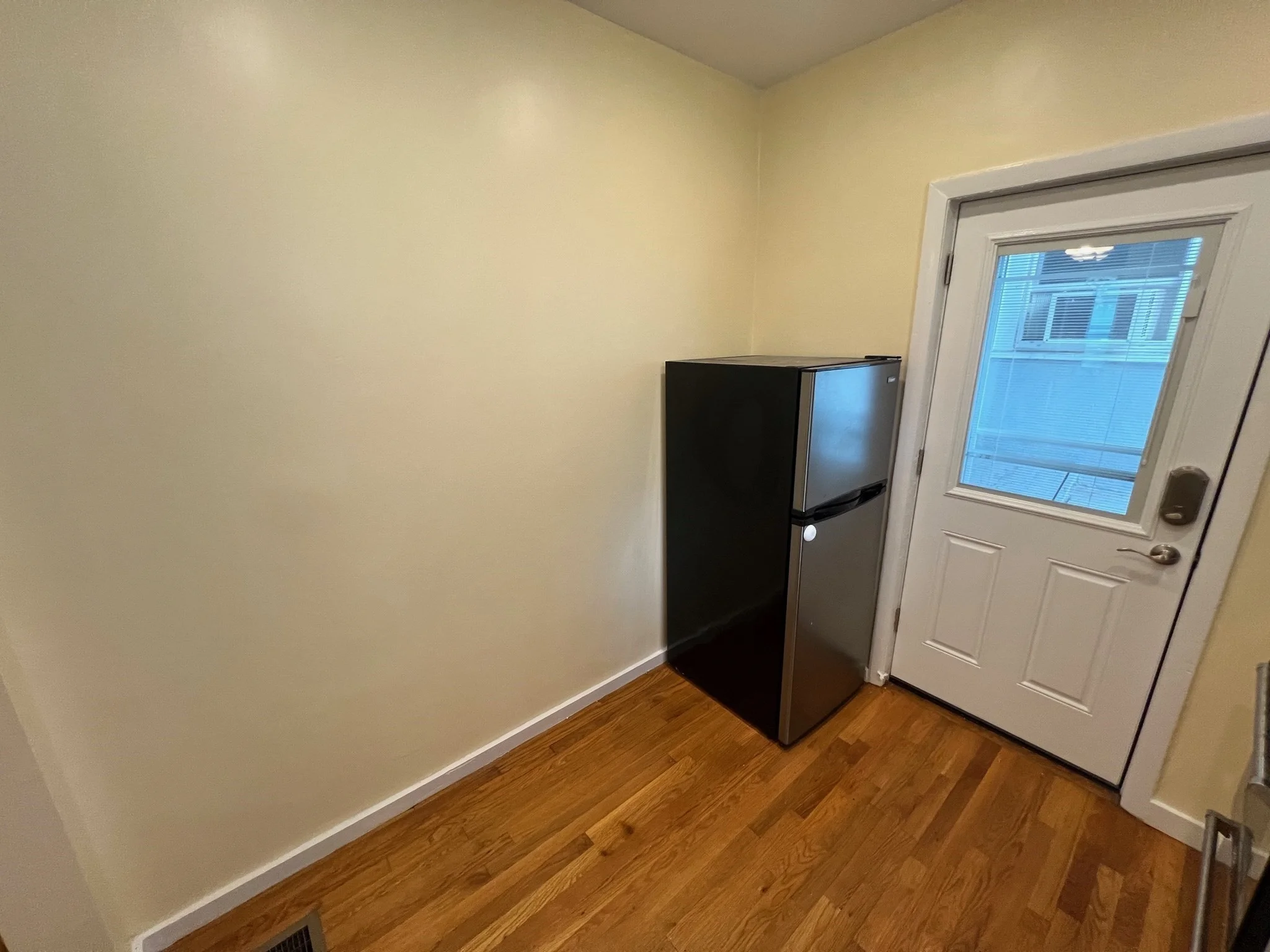 1 bed, 1 bath apartment for rent at 2 Otis St Unit 0, East Somerville — photo 19 of 19
