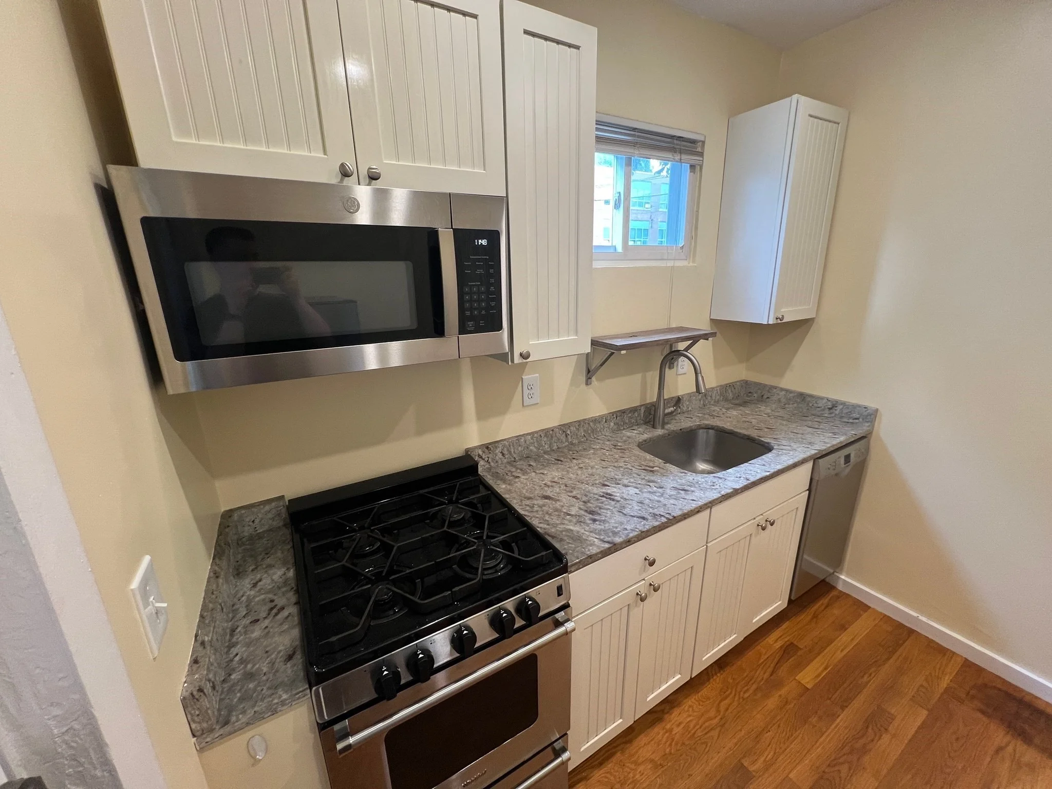 1 bed, 1 bath apartment for rent at 2 Otis St Unit 0, East Somerville — photo 9 of 19