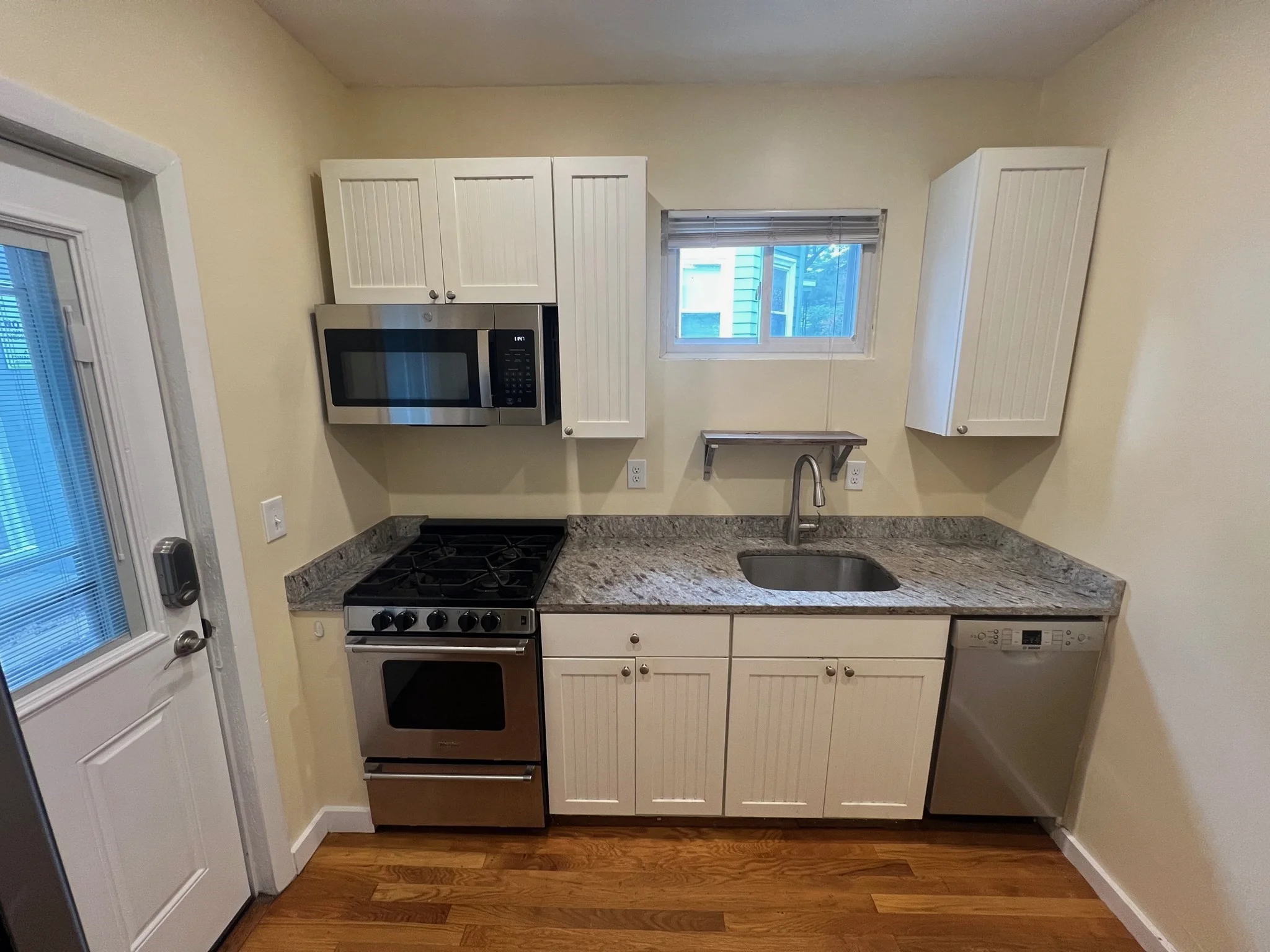 1 bed, 1 bath apartment for rent at 2 Otis St Unit 0, East Somerville — photo 17 of 19