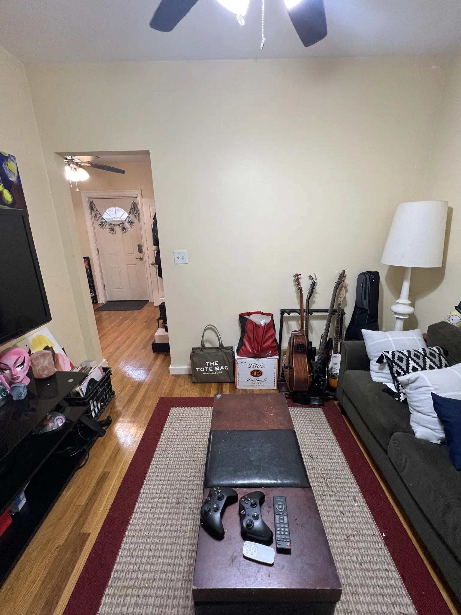 1 bed, 1 bath apartment for rent at 2 Otis St Unit 2, East Somerville — photo 3 of 20