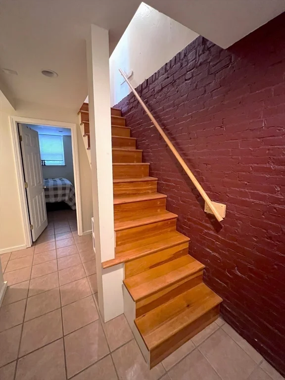 3 bed, 2 bath apartment for rent at 2 Paige Unit 1, South Boston — photo 8 of 11