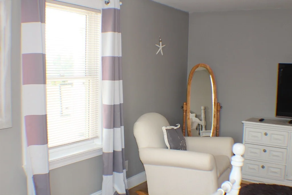 2 bed, 1 bath apartment for rent at 2 Pearl St Unit 1, White Horse Beach — photo 15 of 23