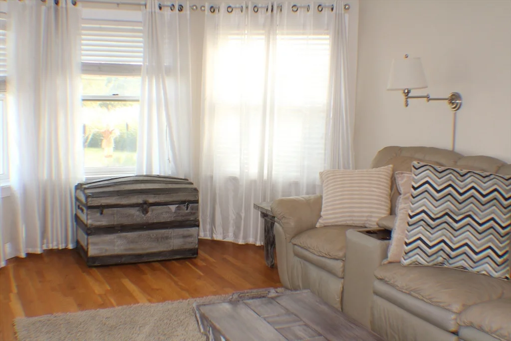 2 bed, 1 bath apartment for rent at 2 Pearl St Unit 1, White Horse Beach — photo 11 of 23