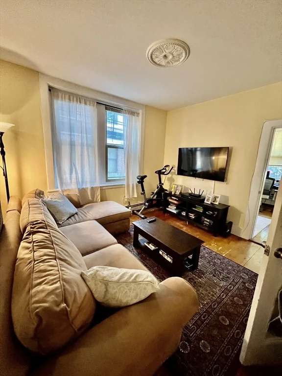 2 bed, 1 bath apartment for rent at 2 Pearl St Unit 4, Charlestown — photo 2 of 12