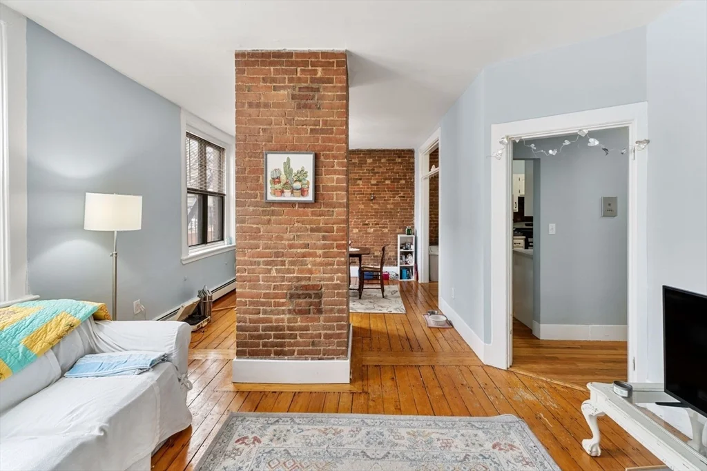 2 bed, 1 bath apartment for rent at 2 Pearl St Unit 7, Charlestown — photo 10 of 24