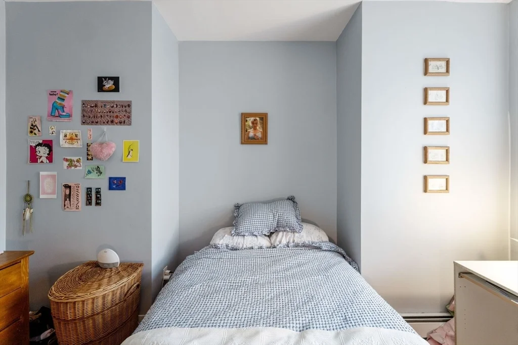 2 bed, 1 bath apartment for rent at 2 Pearl St Unit 7, Charlestown — photo 17 of 24