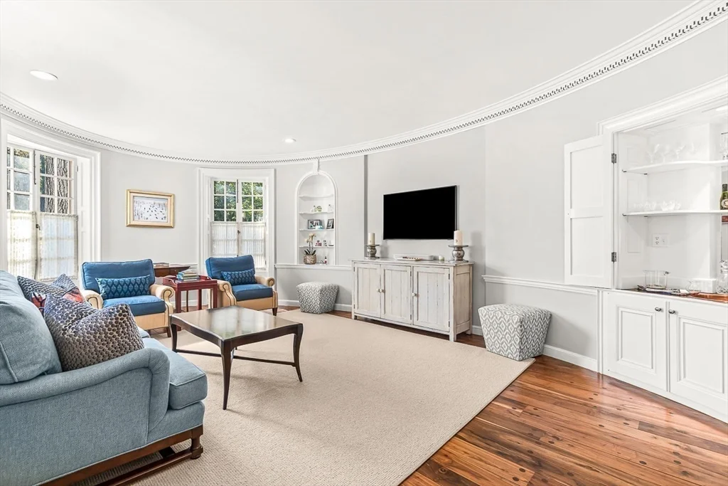 4 bed, 3 bath apartment for rent at 2 Phillips Pond Rd Unit B, Natick — photo 11 of 34