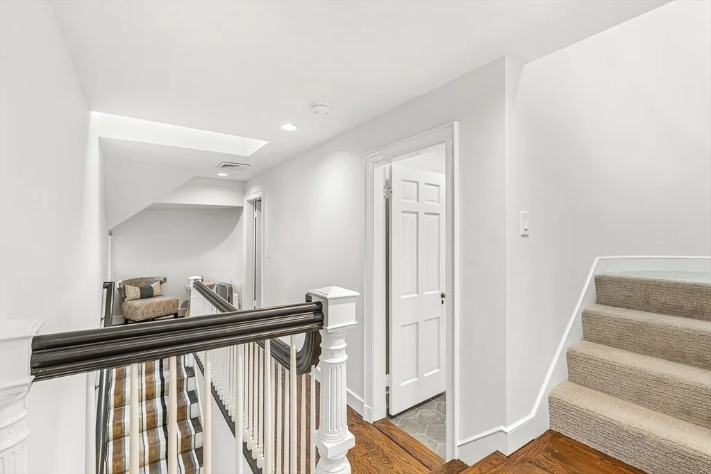 4 bed, 3 bath apartment for rent at 2 Phillips Pond Rd Unit B, Natick — photo 15 of 34