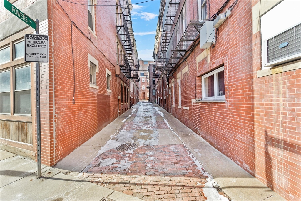 1 bed, 1 bath apartment for rent at 2 Powers Ct Unit 1r, North End — photo 10 of 14