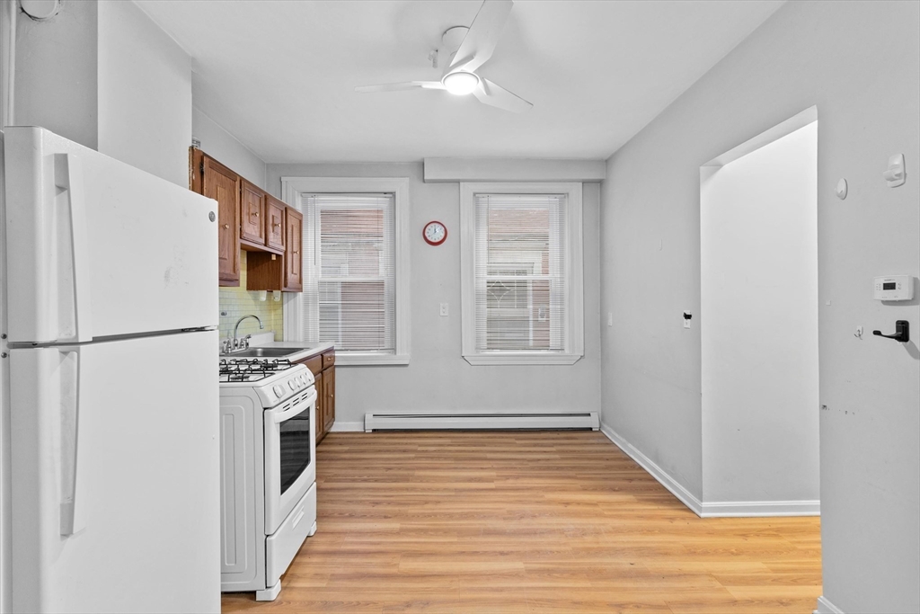 1 bed, 1 bath apartment for rent at 2 Powers Ct Unit 1r, North End — photo 2 of 14
