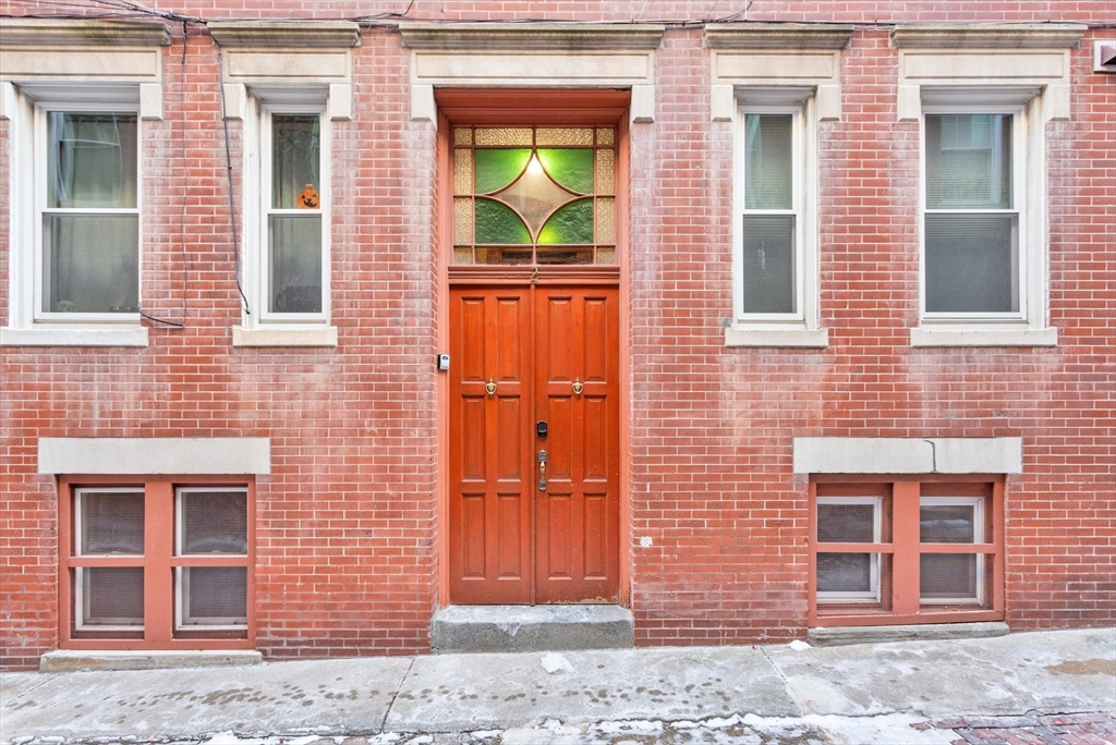 1 bed, 1 bath apartment for rent at 2 Powers Ct Unit 1r, North End — photo 12 of 14