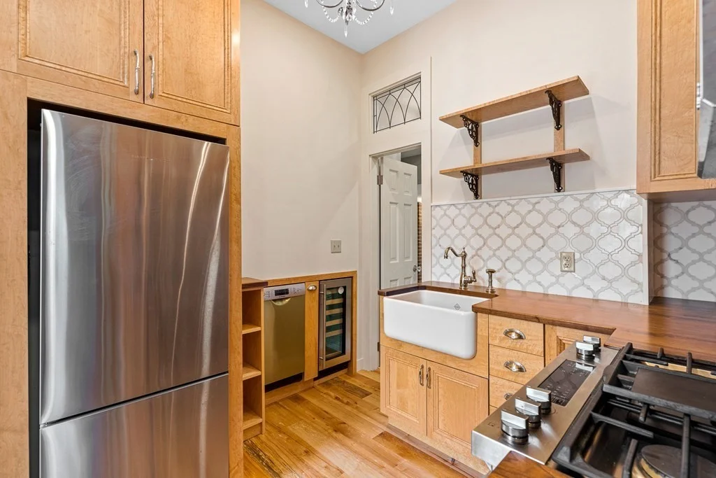 1 bed, 1 bath apartment for rent at 2 Rangeley Rd Unit 1, Winchester — photo 9 of 17