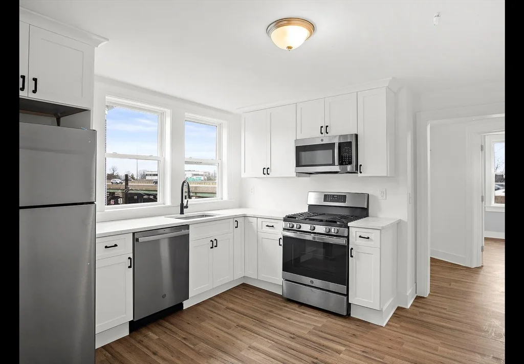 2 bed, 1 bath apartment for rent at 2 Redfield St Unit 3, Dorchester