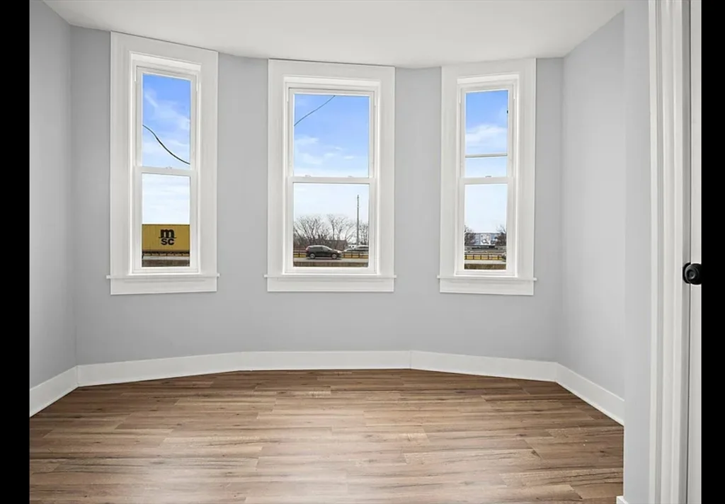 2 bed, 1 bath apartment for rent at 2 Redfield St Unit 3, Dorchester — photo 3 of 11