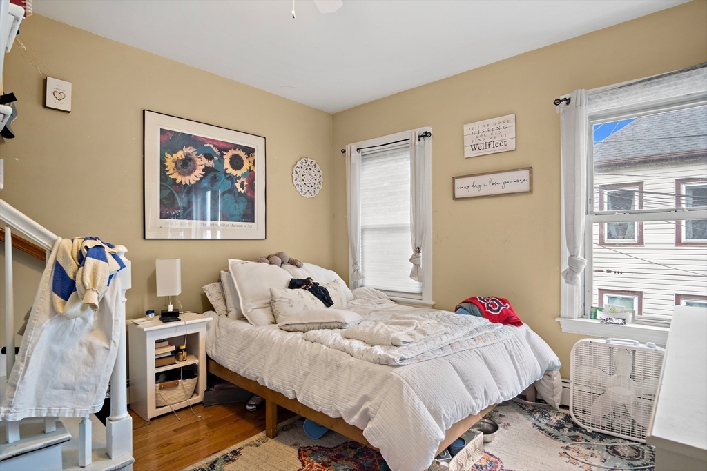3 bed, 1 bath apartment for rent at 2 Richardson Ter Unit 2, Magoun Square — photo 7 of 17