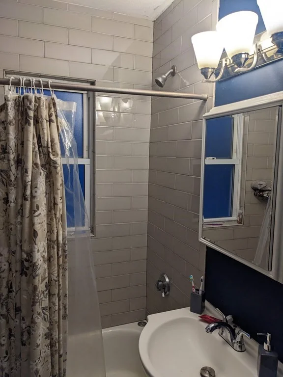 3 bed, 2 bath apartment for rent at 2 Ridge Rd Unit 2, Revere — photo 10 of 25