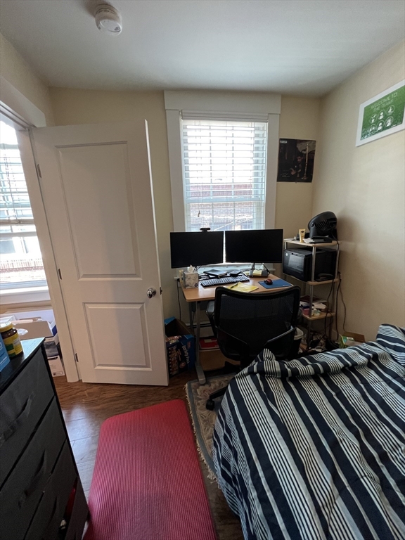 2 bed, 1 bath apartment for rent at 2 Cedar St Unit 2, Back Bay — photo 10 of 12