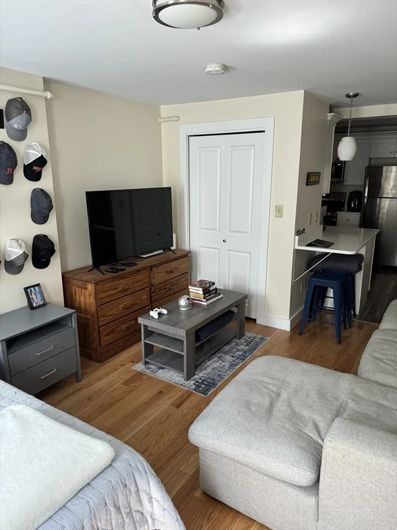 Studio bed, 1 bath apartment for rent at 2 Sackville St Unit 1, Charlestown — photo 5 of 8