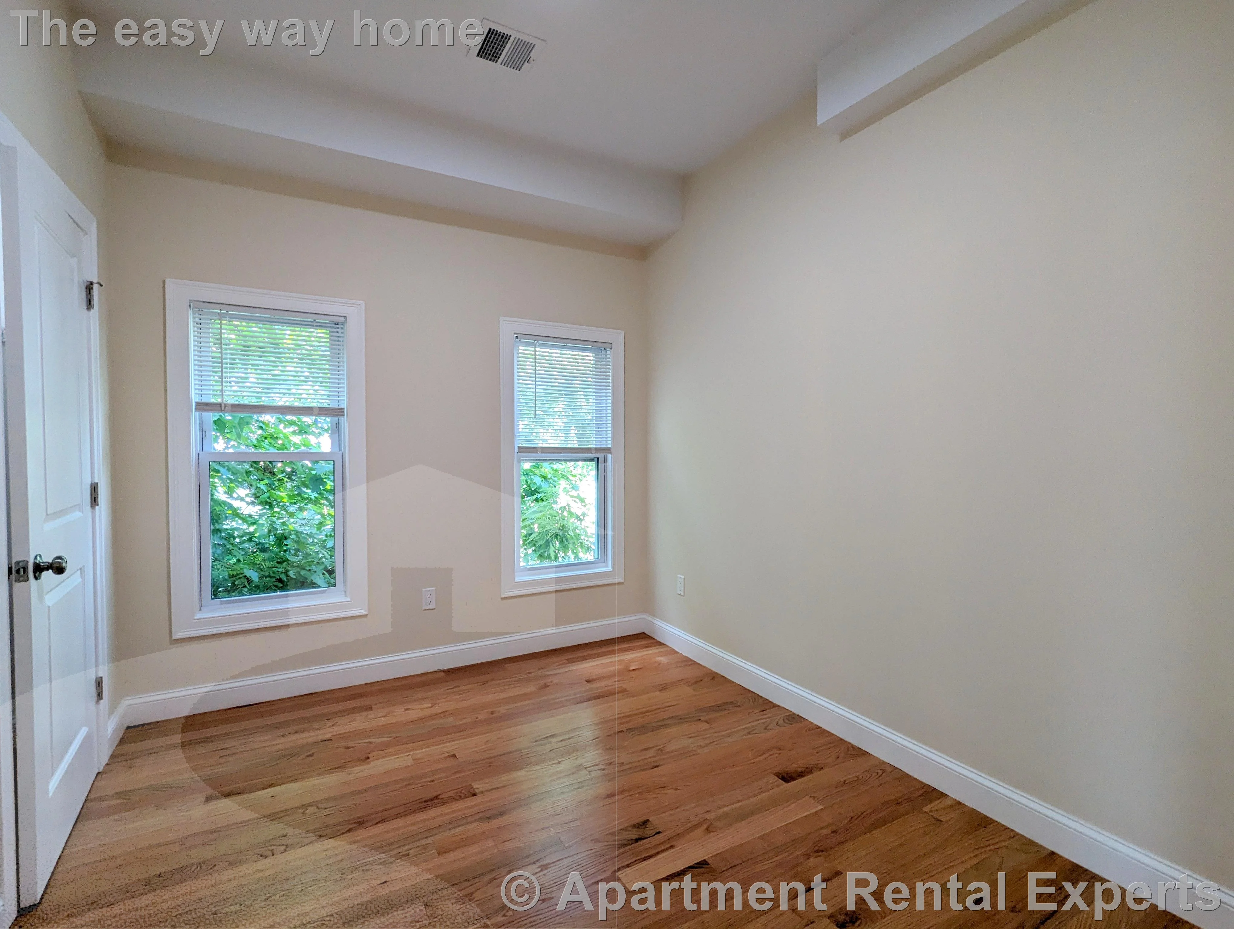 3 bed, 2 bath apartment for rent at 2 Sacramento Pl Unit 3, Porter Square — photo 15 of 21