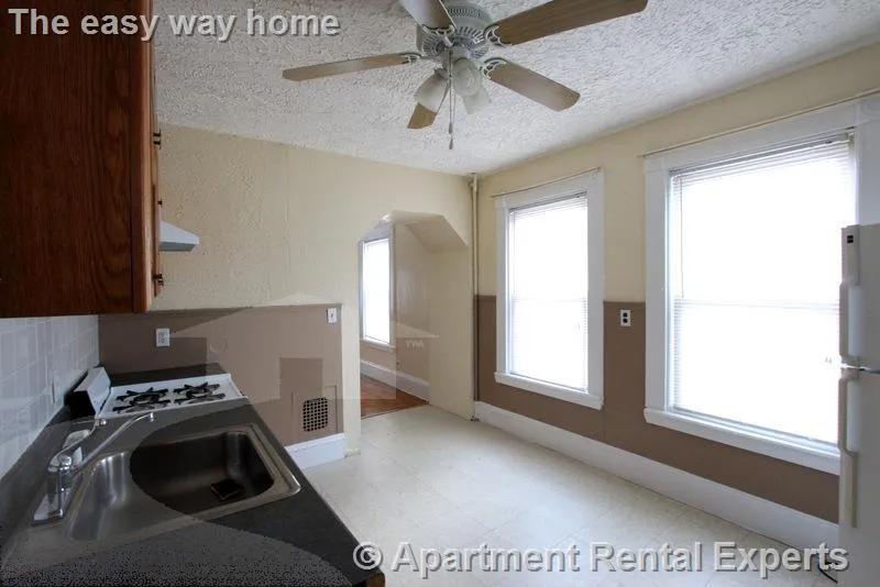 1 bed, 1 bath apartment for rent at 2 Sanger St Unit 2, Magoun Square — photo 8 of 16