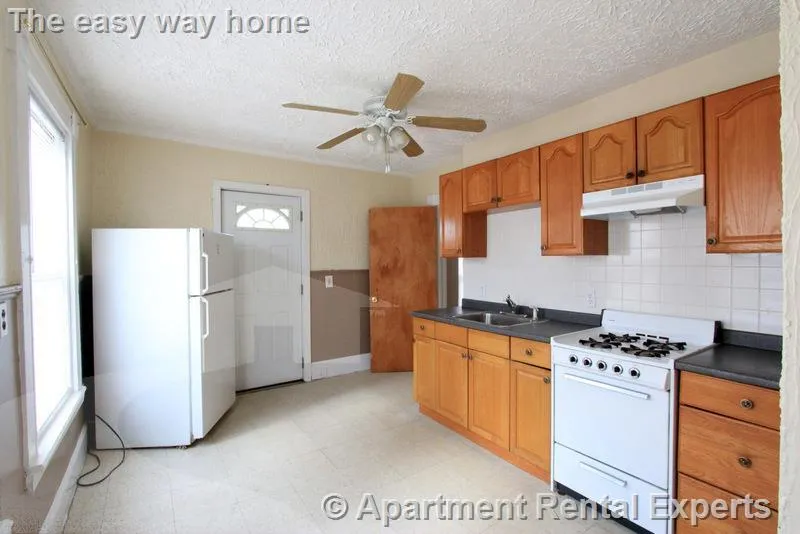 1 bed, 1 bath apartment for rent at 2 Sanger St Unit 2, Magoun Square — photo 9 of 16