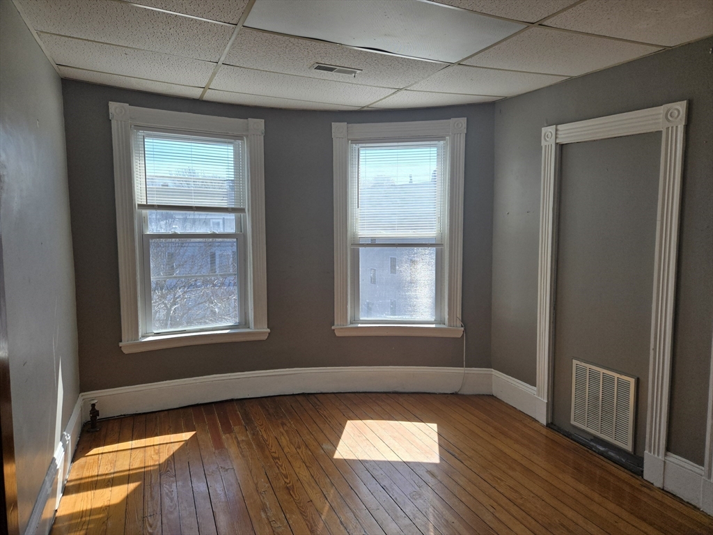 2 bed, 1 bath apartment for rent at 2 Saxton St Unit 2, Dorchester — photo 5 of 18
